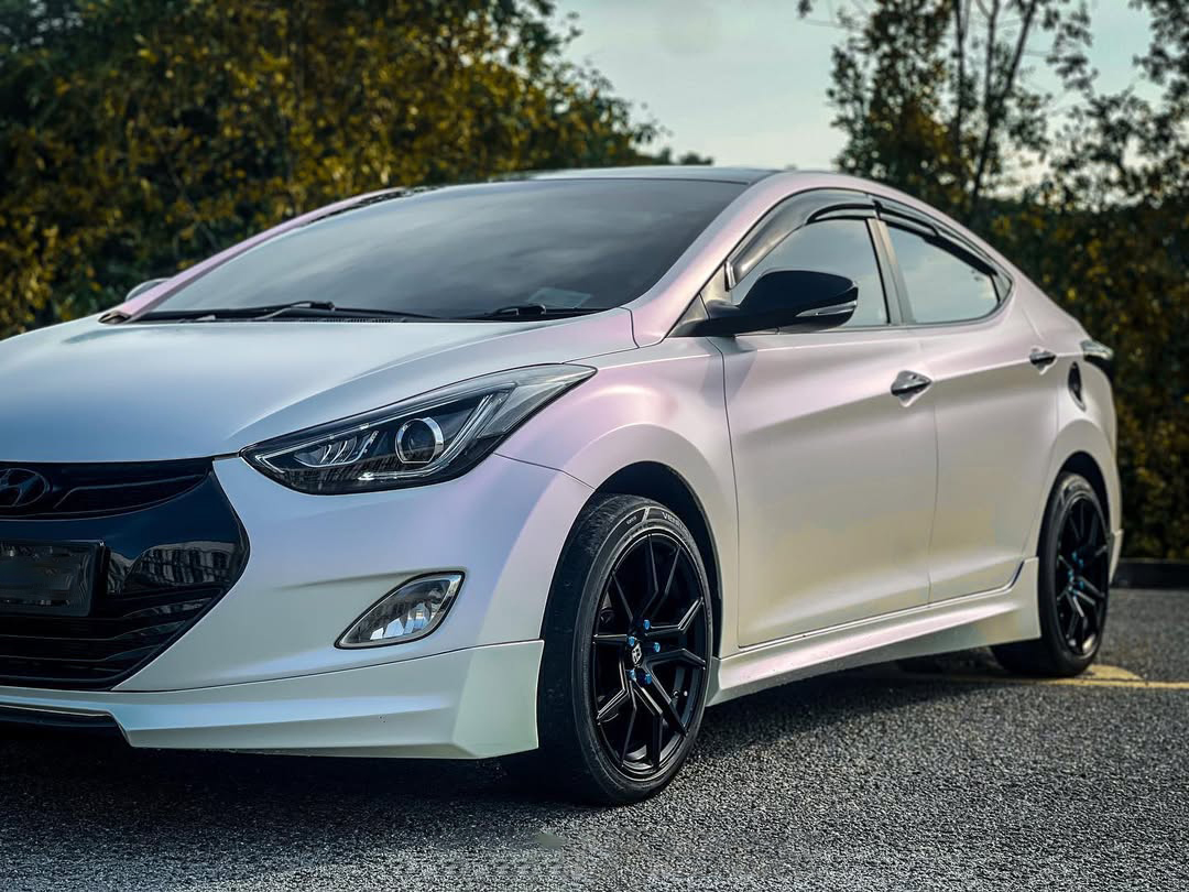 Ravoony Plus Pure Metallic White To Purple Vinyl Car Wrap review Cosmo Frost 07