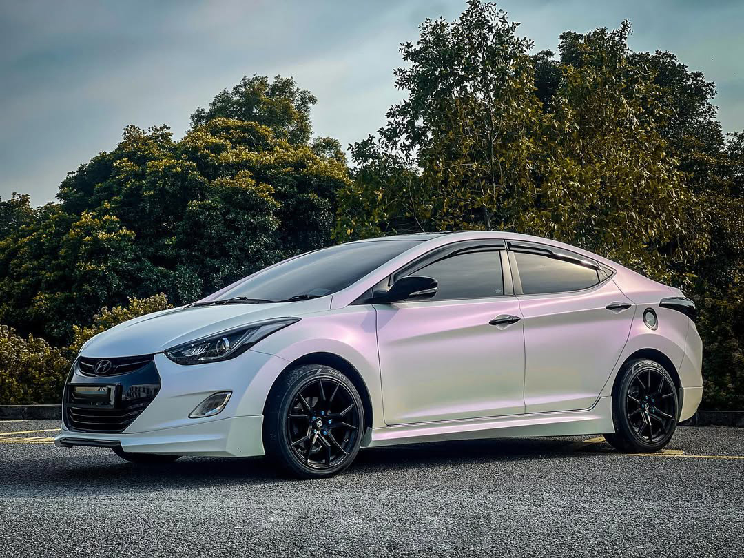 Ravoony Plus Pure Metallic White To Purple Vinyl Car Wrap review Cosmo Frost 09