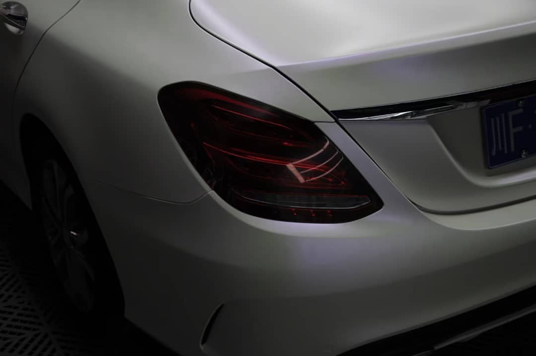 Ravoony Plus Pure Metallic White To Purple Vinyl Car Wrap review Elara Swift 03