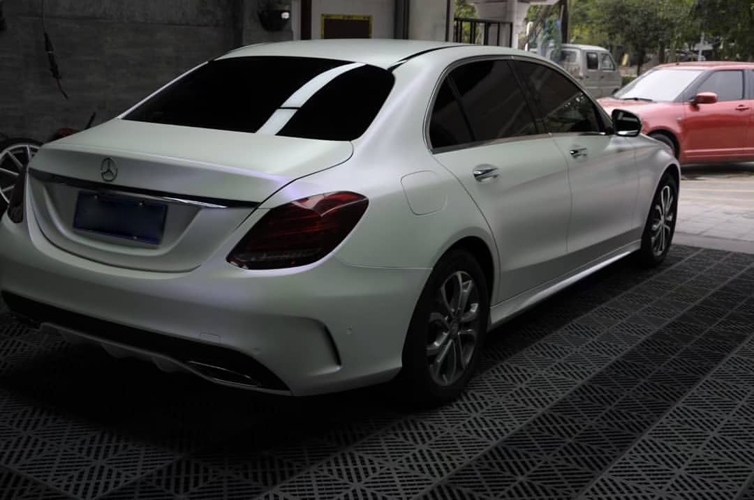 Ravoony Plus Pure Metallic White To Purple Vinyl Car Wrap review Elara Swift 02