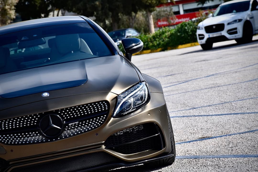 Ravoony Pro TPU Satin Gold Green Color PPF Film review Fern wihd 02