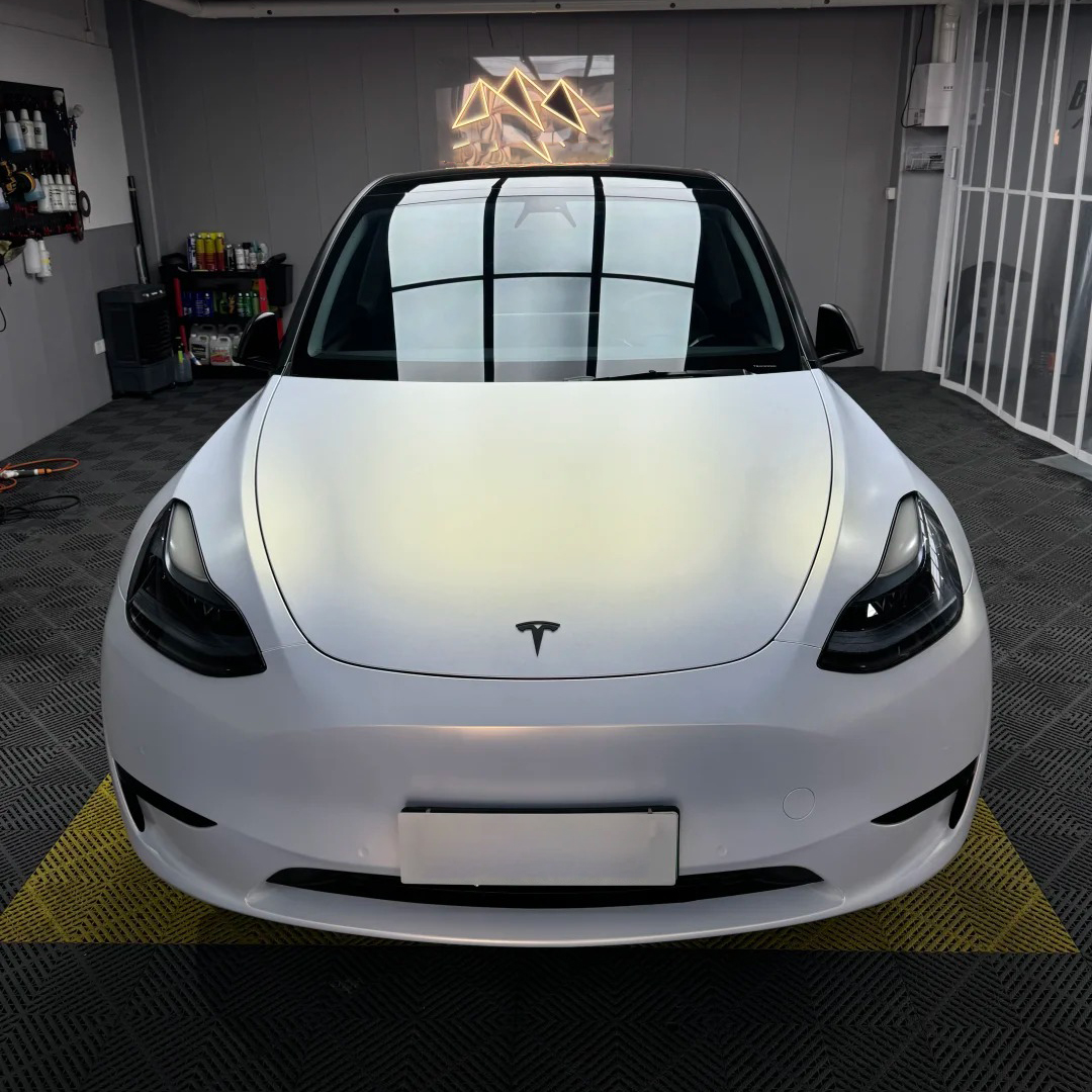    Ravoony Plus Satin Ceramic White to Gold Car Wrap review Hannah Marble 01