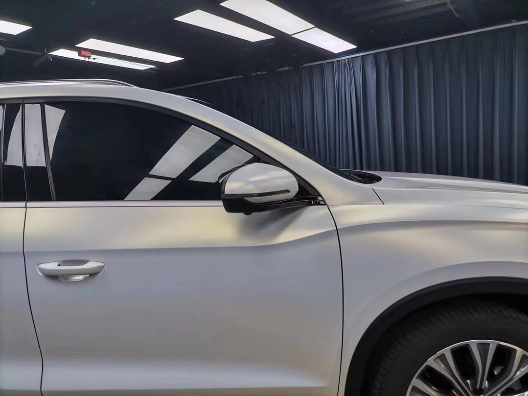    Ravoony Plus Satin Ceramic White to Gold Car Wrap review Velvet Dawn Garage 02