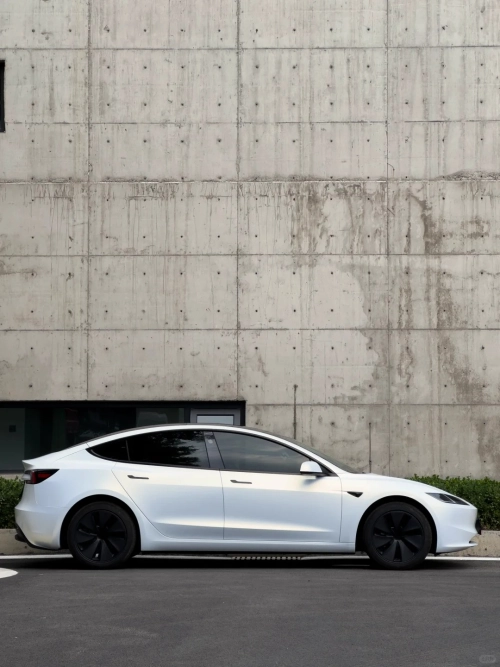    Ravoony Plus Satin Ceramic White to Gold Car Wrap review 