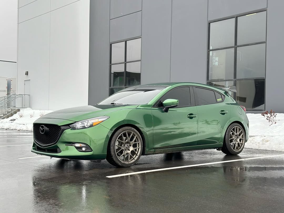  Ravoony Plus Gloss Metal Sonoma Green Car Vinyl Wrap review Ivy Brooks 01