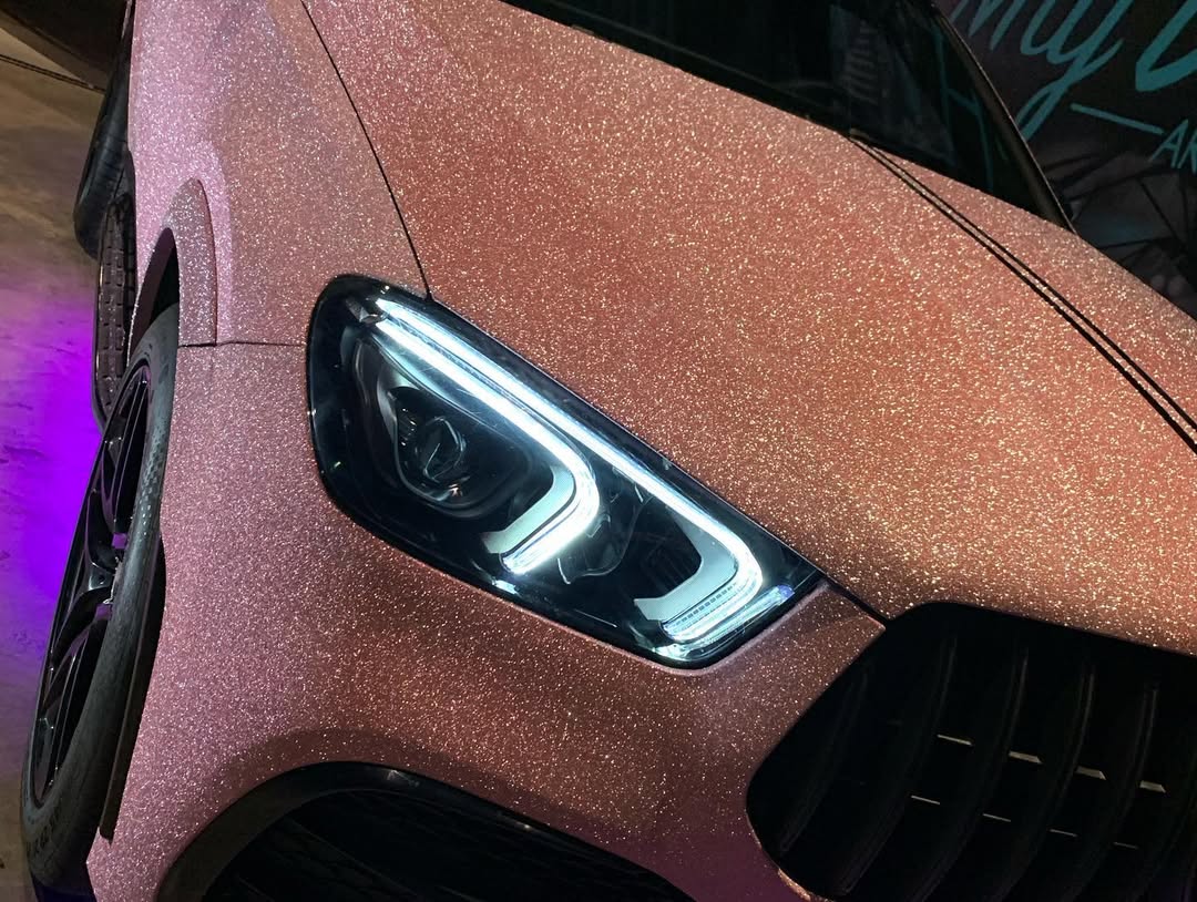 Ravoony Plus PET Super Glitter Pink Car Vinyl Wrap review Leo Vance 04