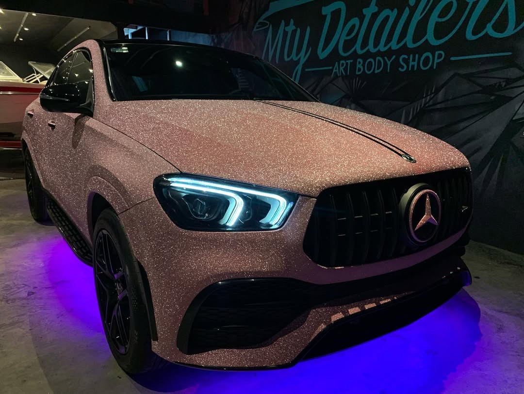 Ravoony Plus PET Super Glitter Pink Car Vinyl Wrap review Leo Vance 07