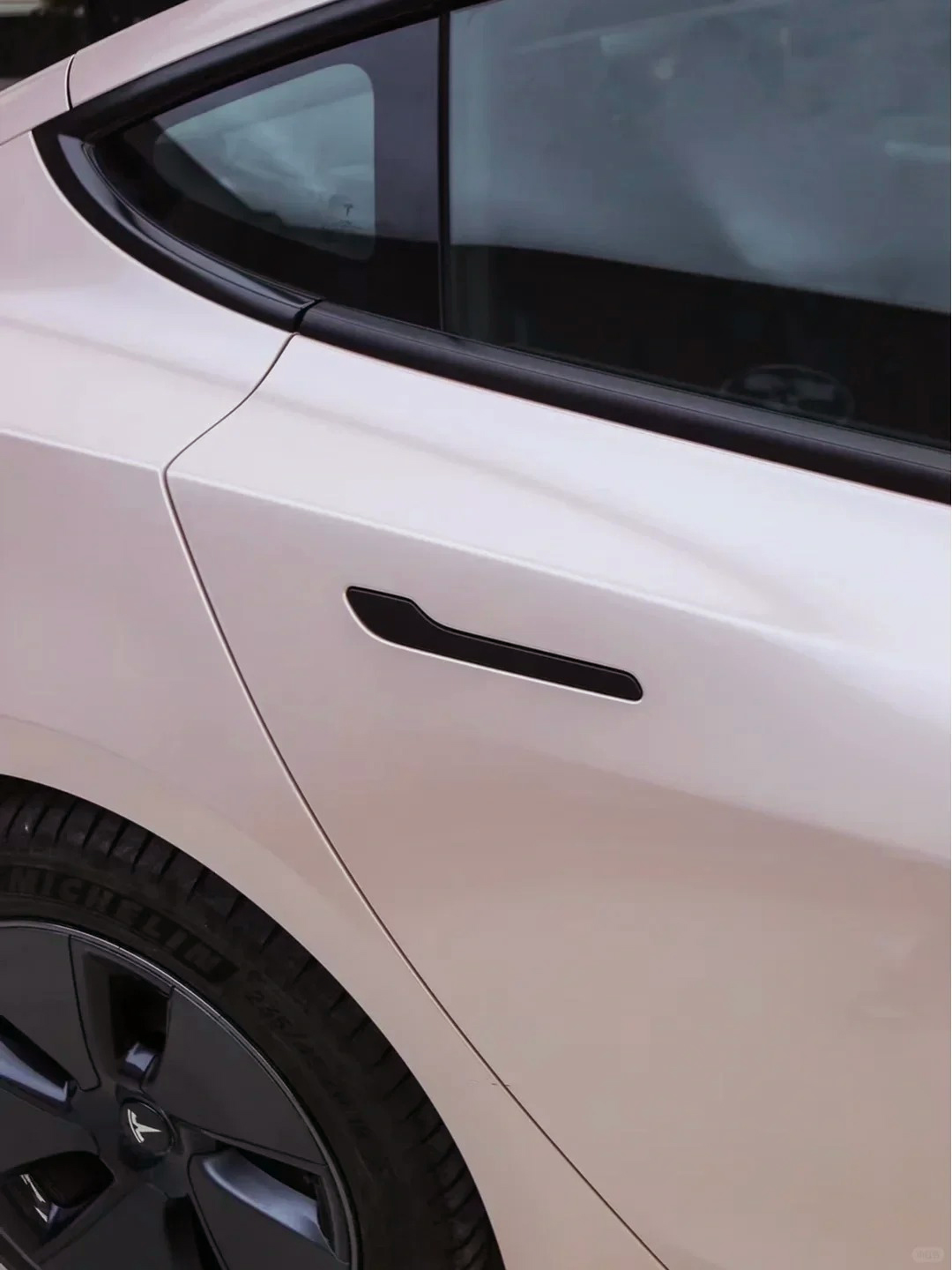 Ravoony Plus Gloss Macaron Peach Pink Vinyl Car Wrap review Asher Peach 03