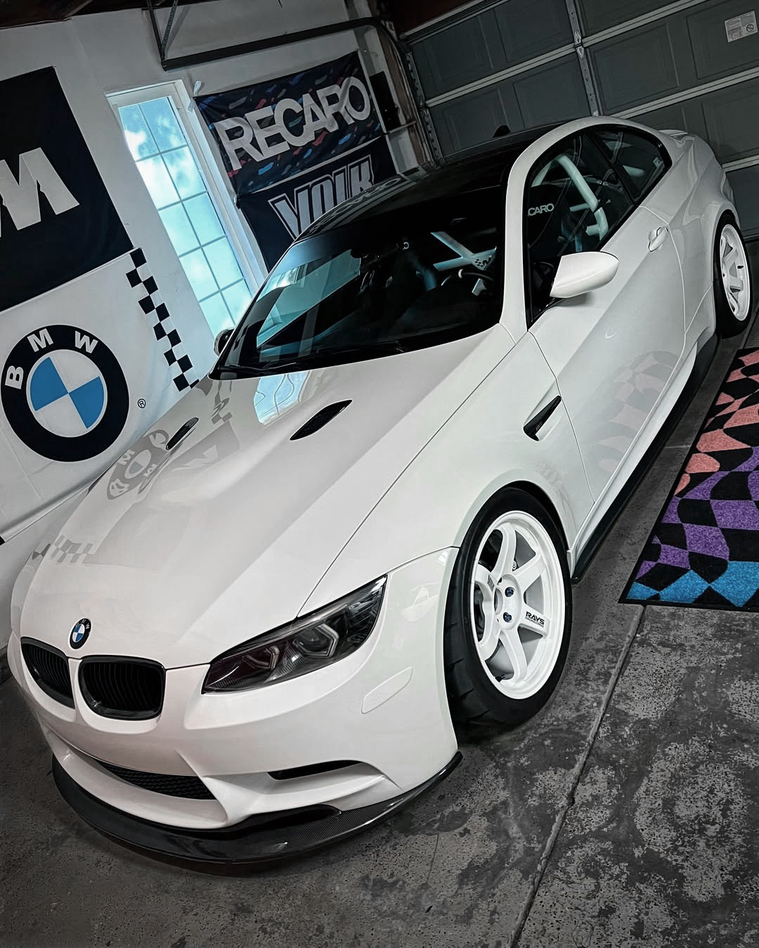 Ravoony Basic PET Glossy Crystal White Car Vinyl Wrap review Maya Pierce