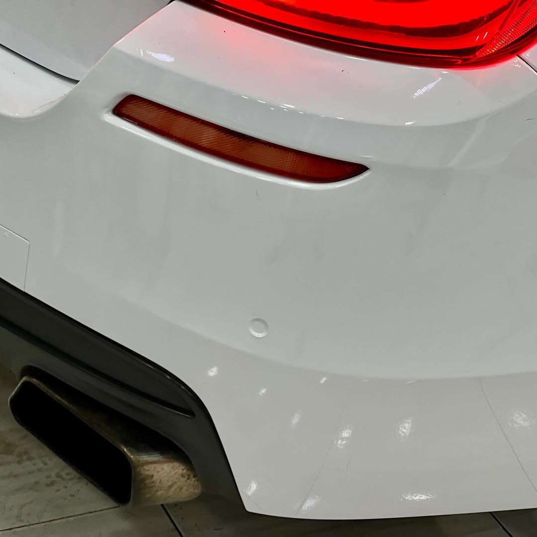 Ravoony Basic PET Glossy Crystal White Car Vinyl Wrap review Jude Keller 02