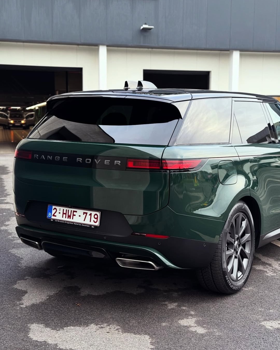 Ravoony Plus PET Blackish Green Car Vinyl Wrap review Maya Fitzgerald 01