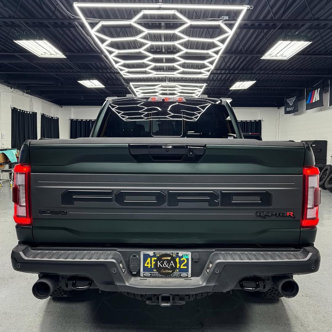 Ravoony Plus PET Matte Emerald Green Car Vinyl Wrap review Benjamin Taylor 02