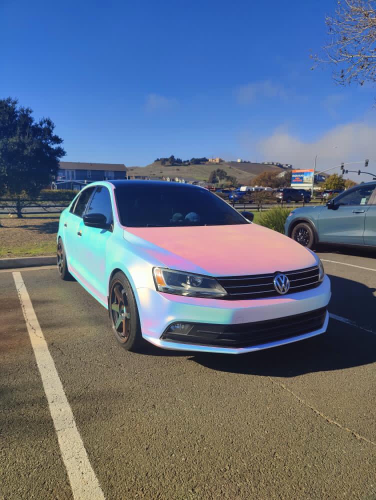 Ravoony Basic Matte Holographic Rainbow Neo Chrome Car Vinyl Wrap review Liam Scott 00
