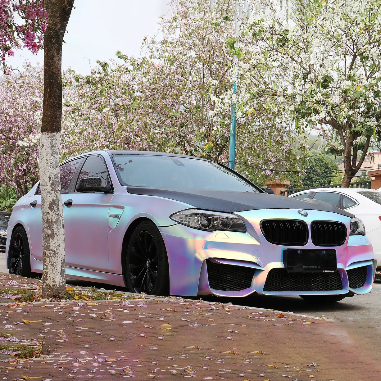 Ravoony Basic Matte Holographic Rainbow Neo Chrome Car Vinyl Wrap review Ethan Harris 04