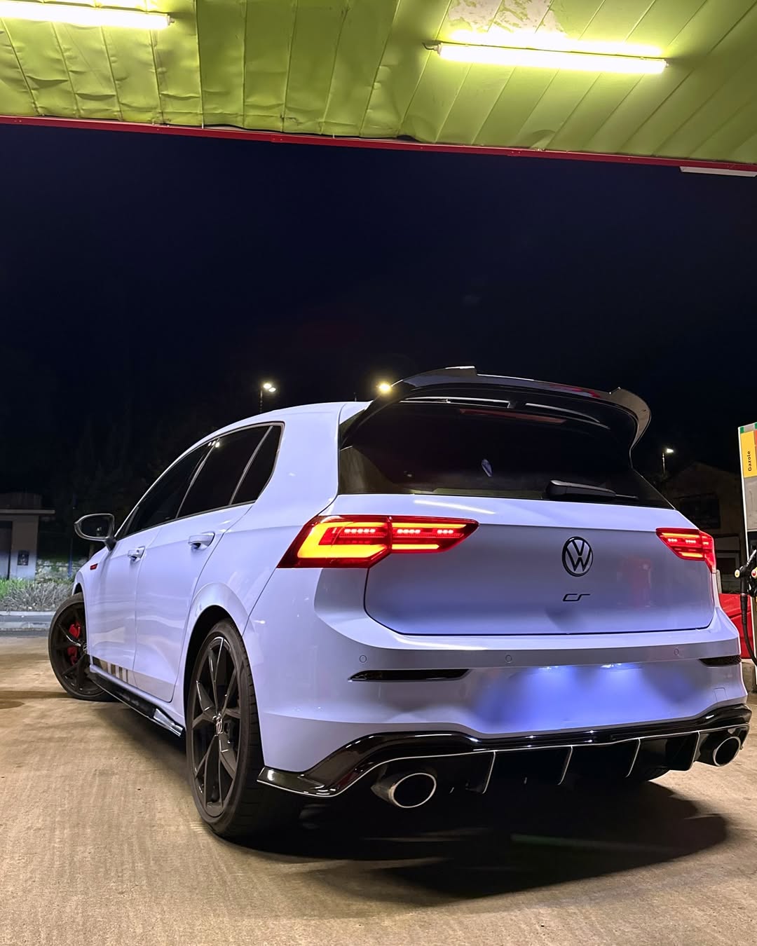 Ravoony Plus PET Glossy Baby Blue Car Wrap review Christian Jas 02