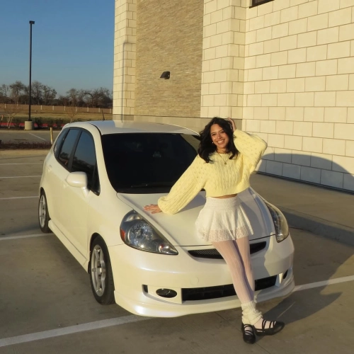 Ravoony Plus PET Glossy White to Blue Car Vinyl Wrap review blondedjay