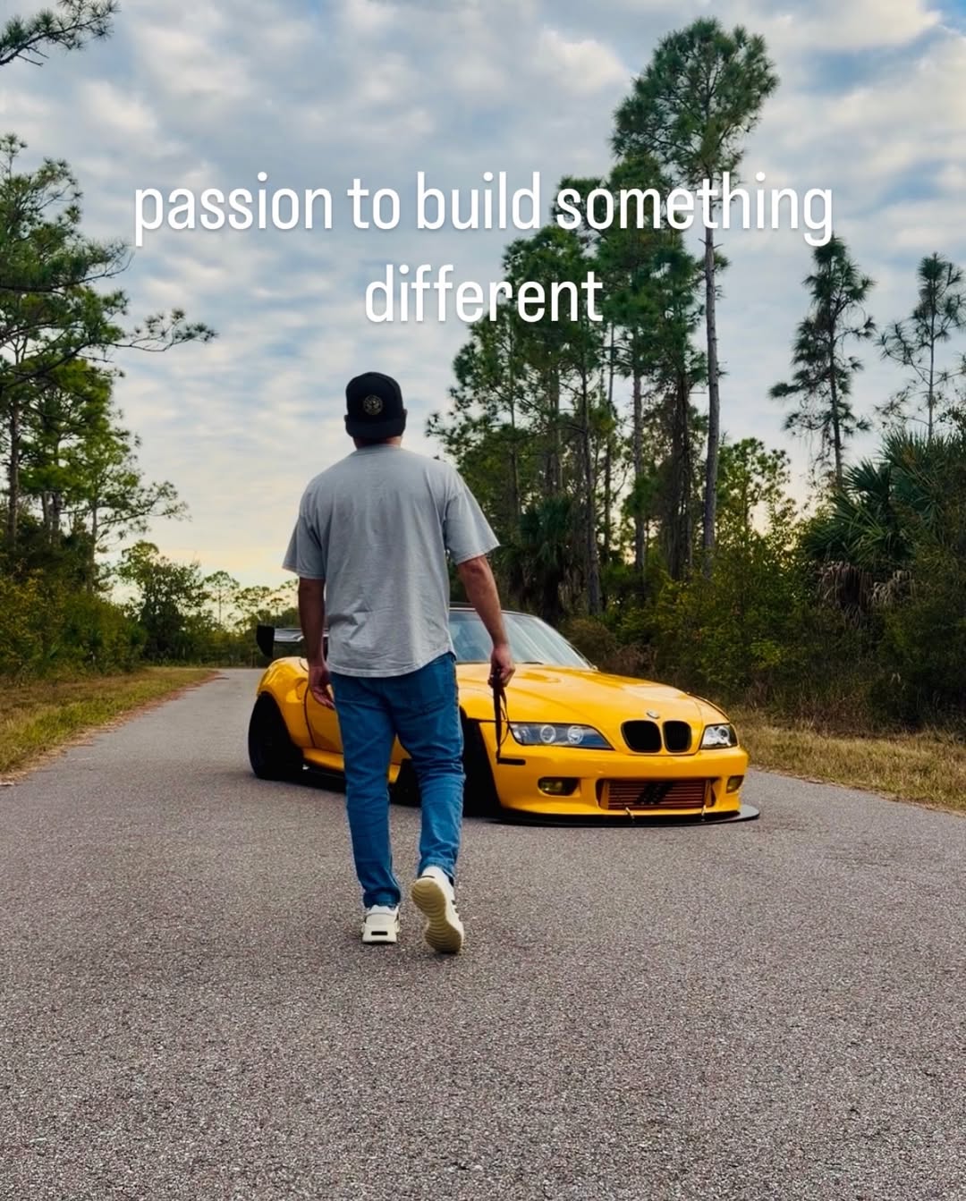 Ravoony Plus Glossy Metallic Yellow Car Wrap review Sven Spiter 06