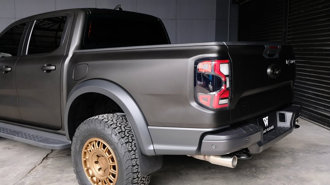 Ravoony Basic Pure Metal Black Car Vinyl Wrap review Robert Hall 01