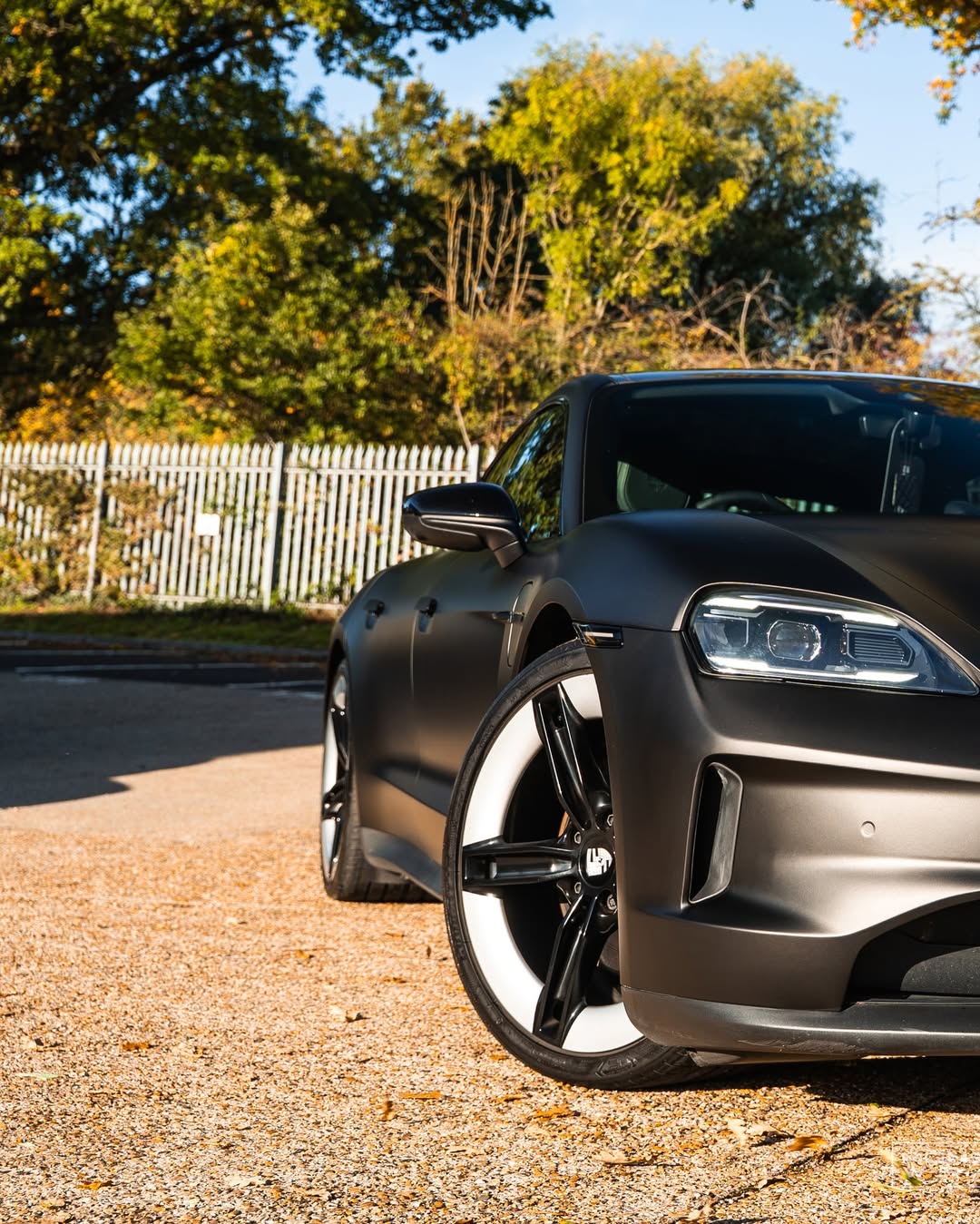 Ravoony Basic Pure Metal Black Car Vinyl Wrap review Sophia Brown 02