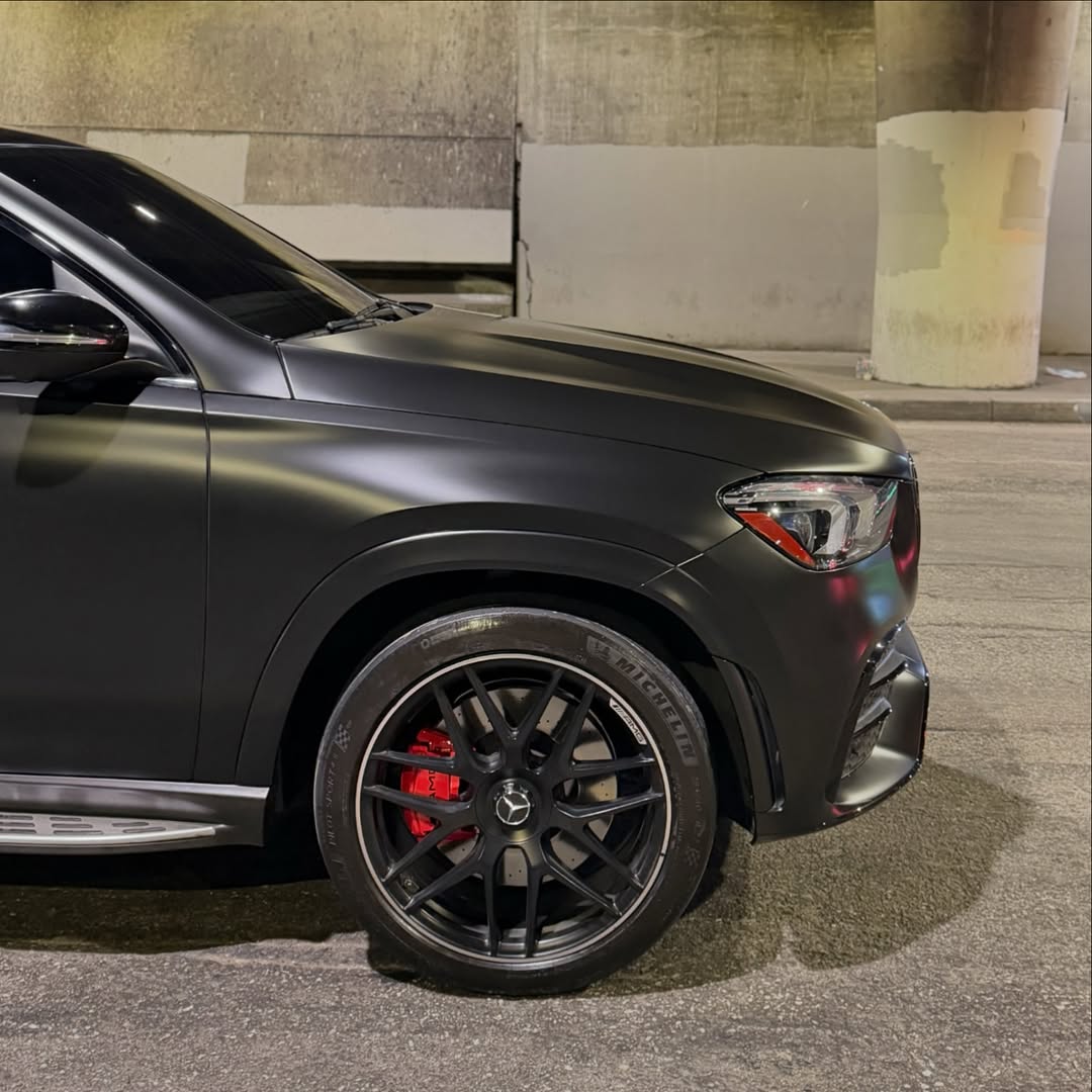 Ravoony Plus PET Satin Black Car Wrap review Jamie sheng 02