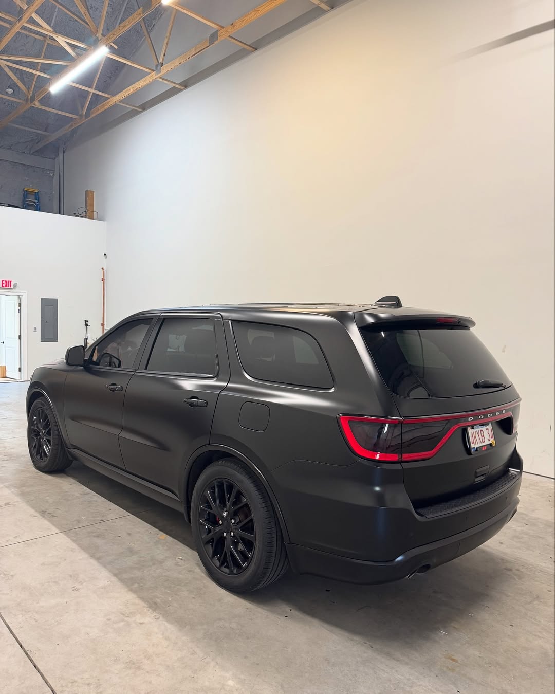 Ravoony Plus PET Satin Black Car Wrap review Sophia Lee 03