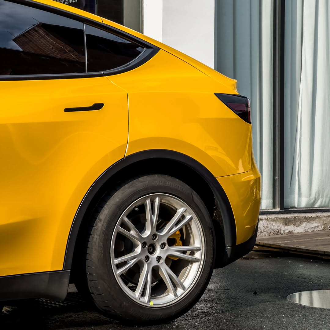 Ravoony Plus Glossy Metallic Yellow Car Wrap review Jason Miller 02