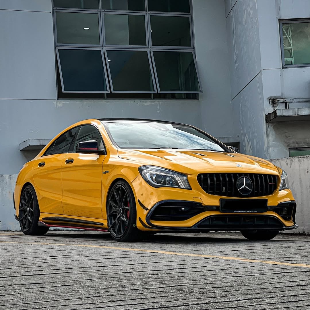 Ravoony Plus Glossy Metallic Yellow Car Wrap review Daniel White 02