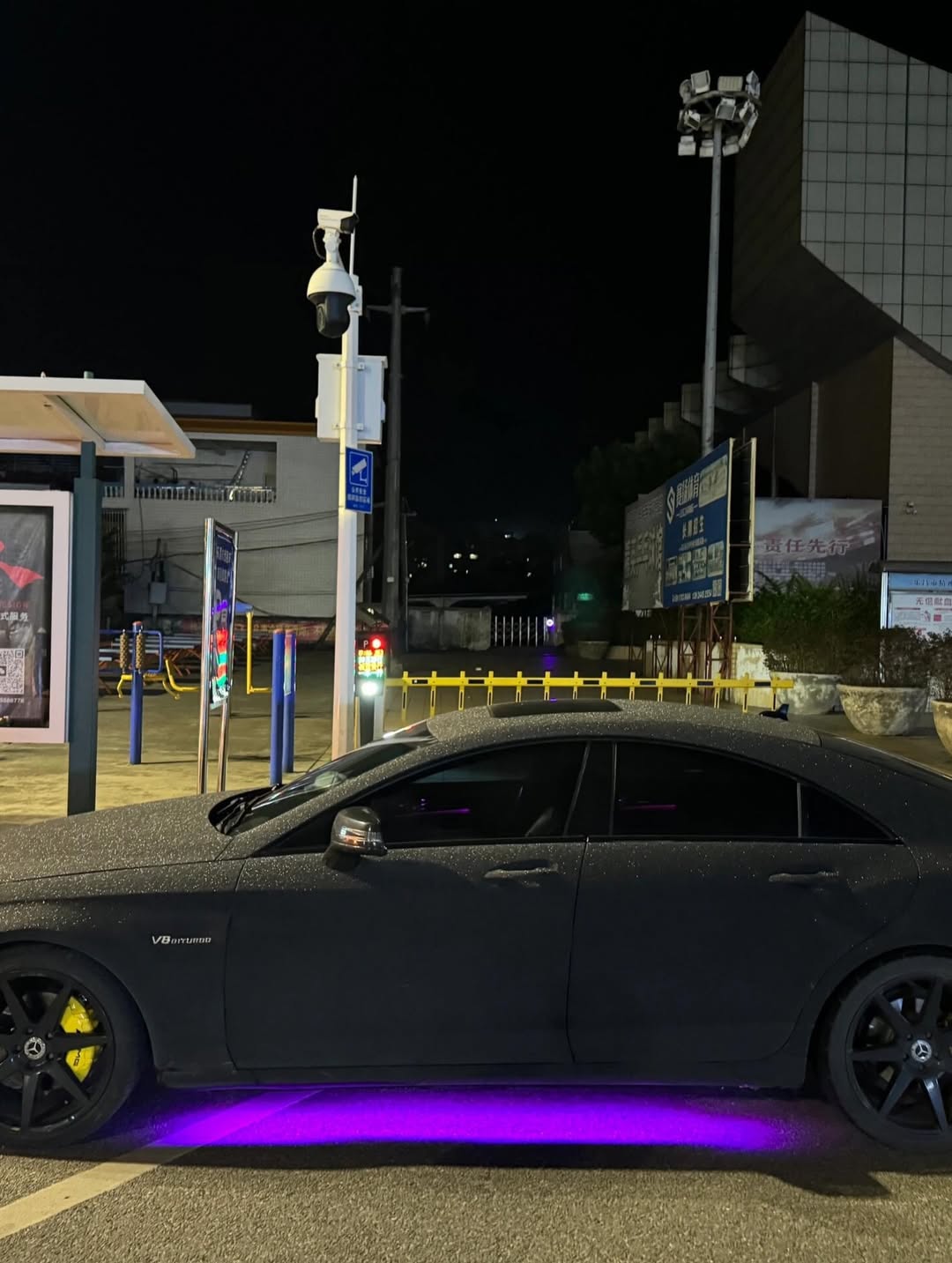 Ravoony Plus PET Super Glitter Black Car Vinyl Wrap review Kamal 01