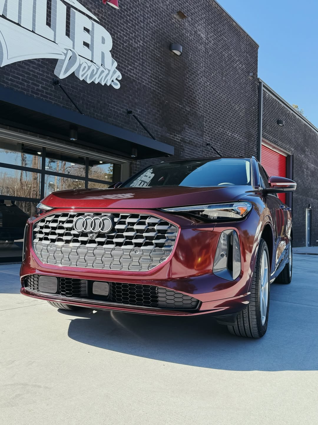 Ravoony Plus PET Gloss Glaze Black Red Vinyl Wrap review Samantha Young 03