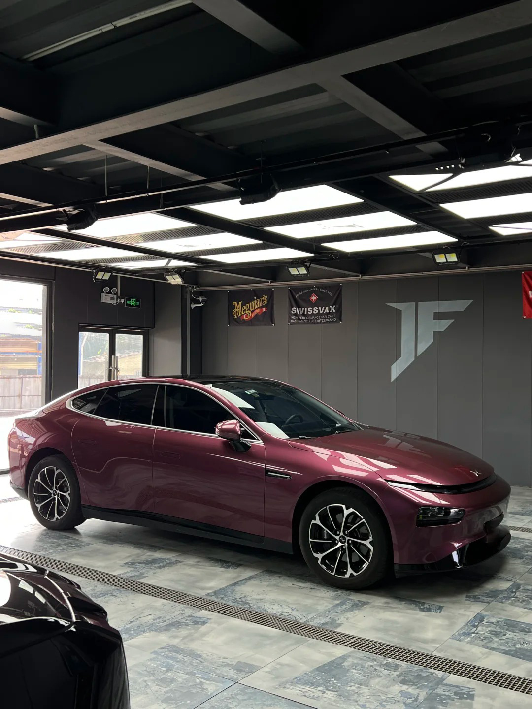 Ravoony Plus PET Gloss Glaze Black Red Vinyl Wrap review amy sheng