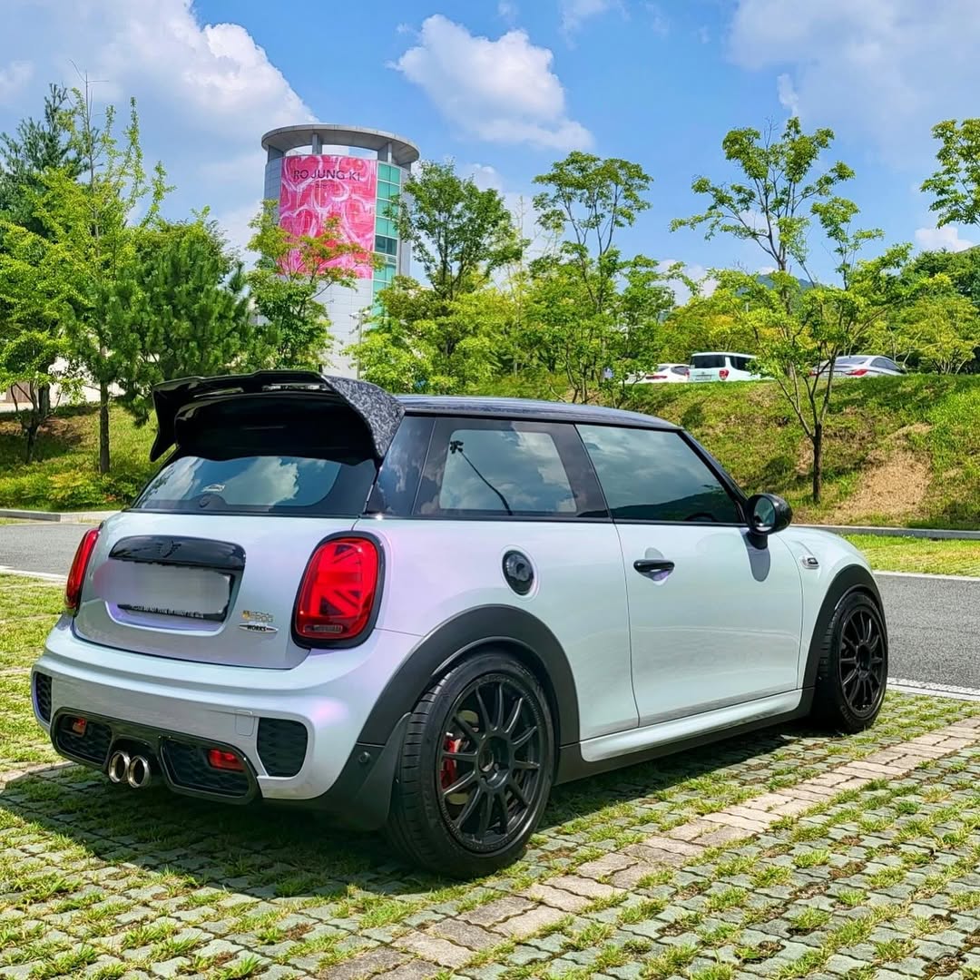 Ravoony Plus PET Glossy Metallic Crystal Grey Purple Car Wrap review amy ald 01