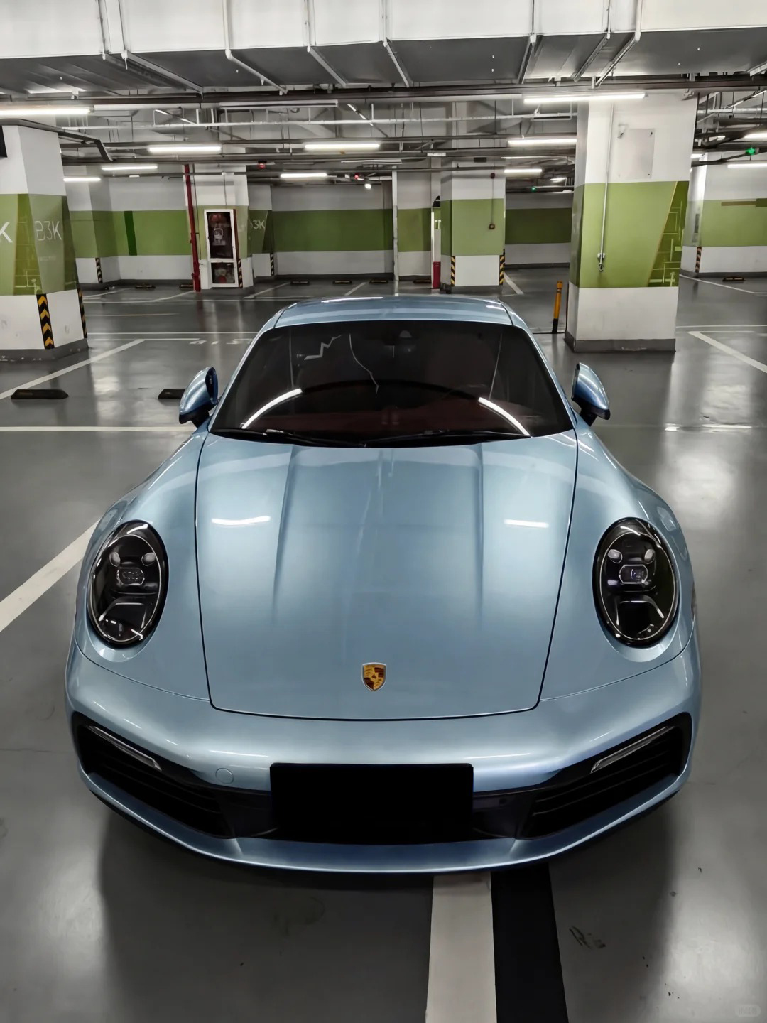 Ravoony Plus Gloss Metallic Porsche Ice Blue Car Wrap review Lisa Martinez 01