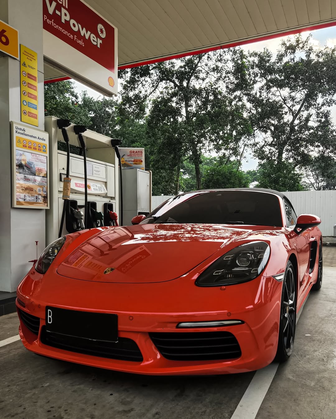 Ravoony Plus Glossy Porsche Orange Car Vinyl Wrap review Jack Rivera 01