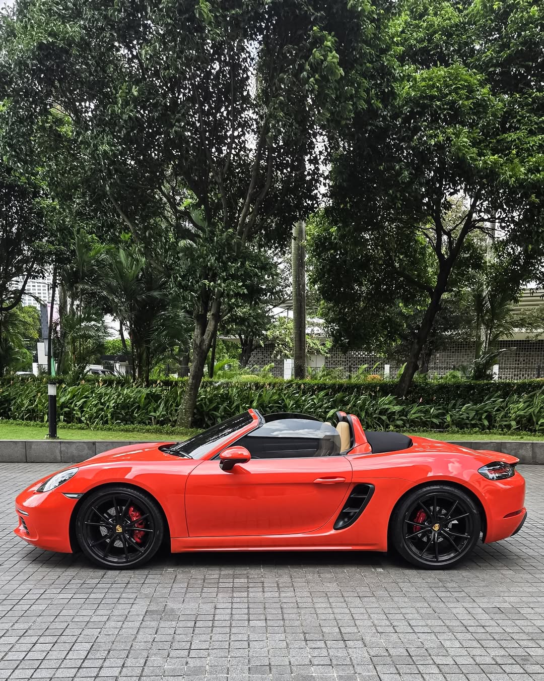 Ravoony Plus Glossy Porsche Orange Car Vinyl Wrap review Jack Rivera 02