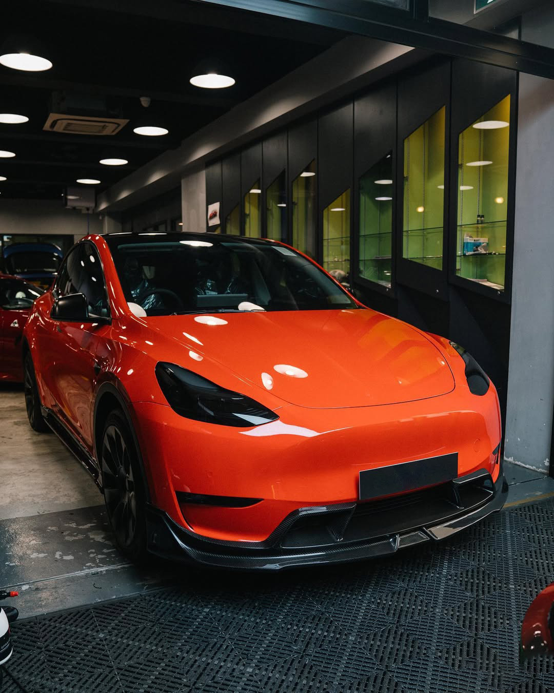 Ravoony Plus Glossy Porsche Orange Car Vinyl Wrap review Leo Morales 00