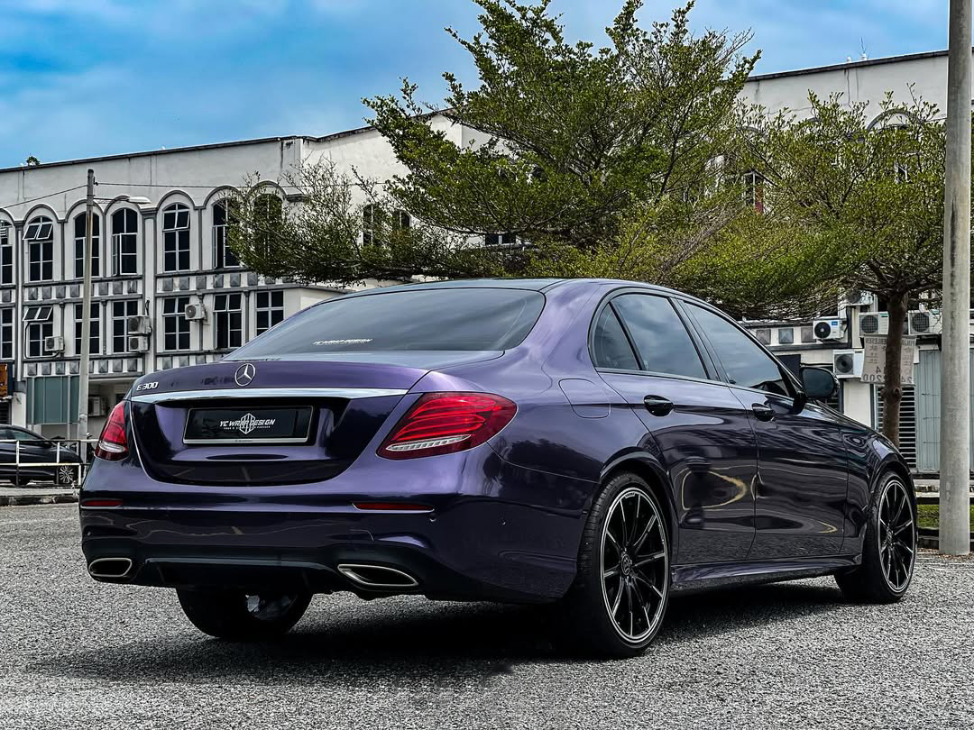 Ravoony Plus Bentley Gloss Grey Violet Car Vinyl Wrap review Lucas Green 01