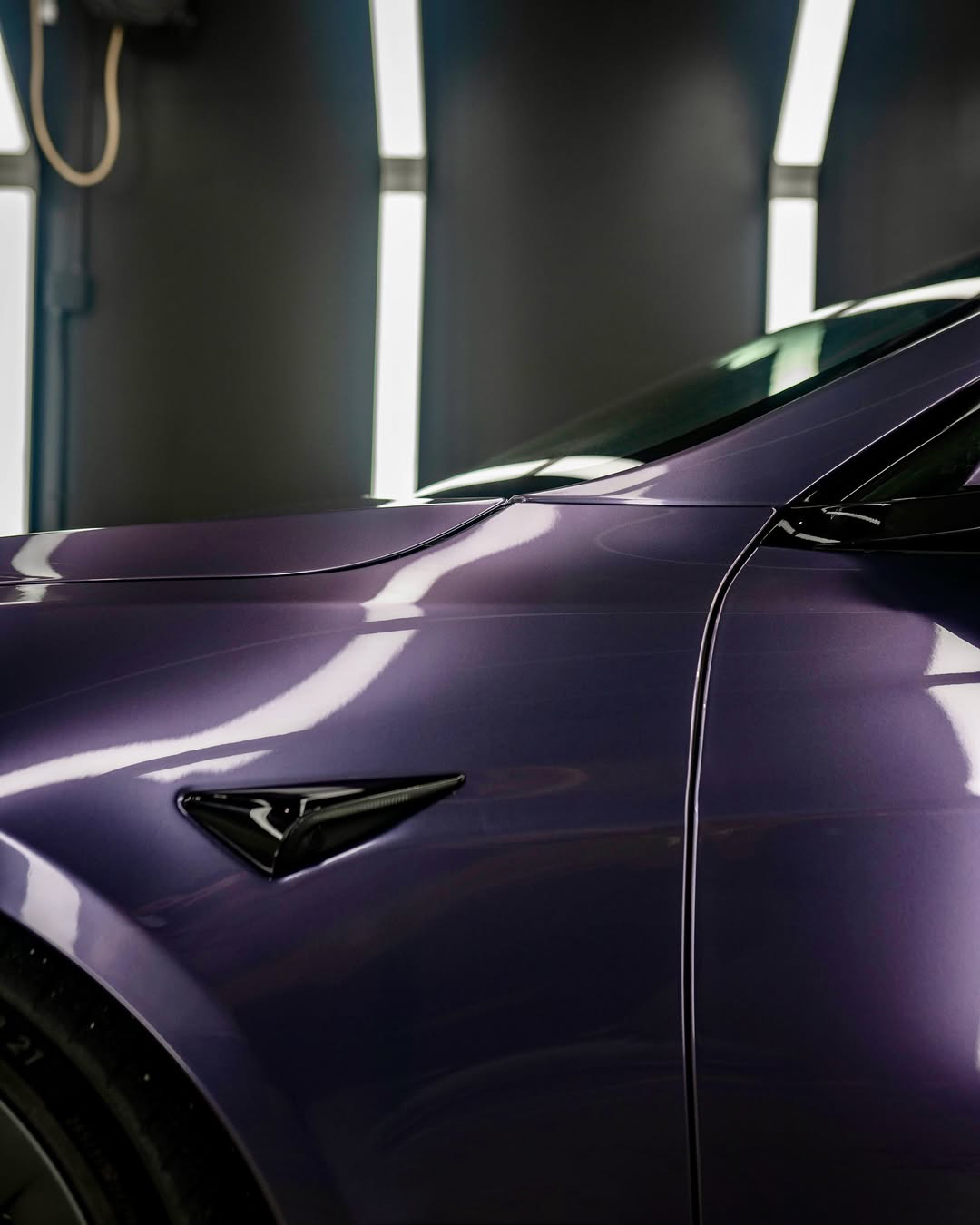 Ravoony Plus Bentley Gloss Grey Violet Car Vinyl Wrap review Liam Collins 02