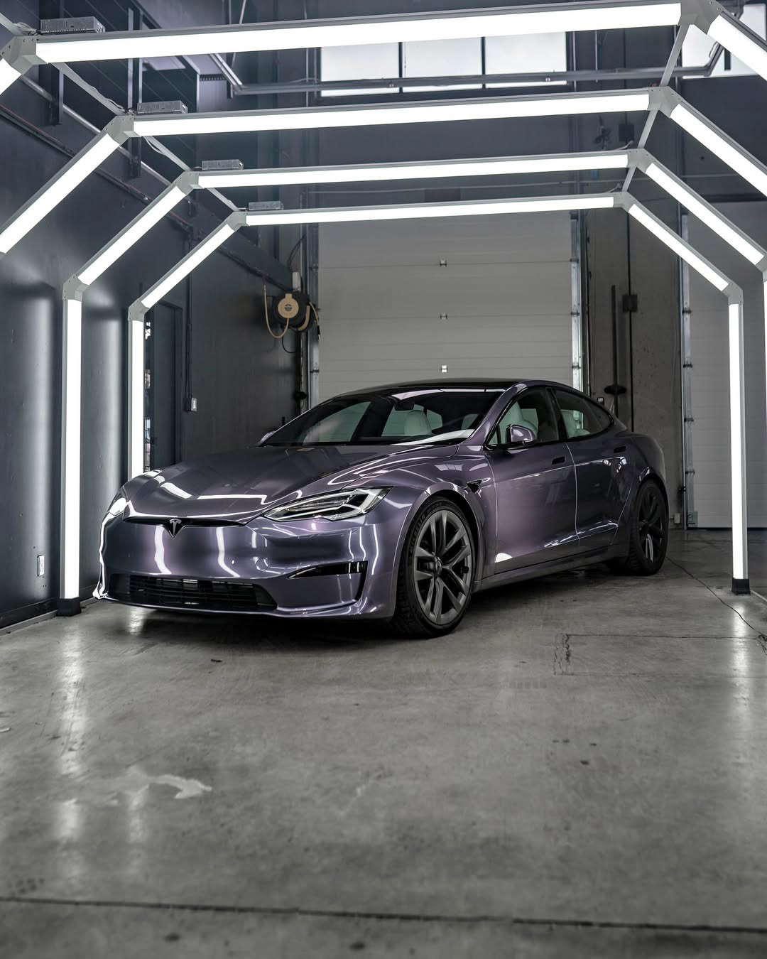 Ravoony Plus Bentley Gloss Grey Violet Car Vinyl Wrap review Liam Collins 03