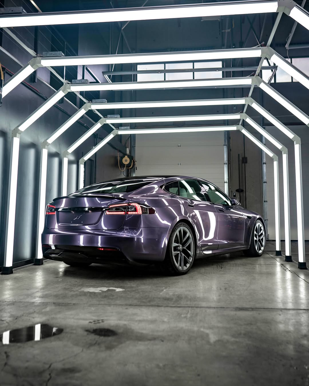 Ravoony Plus Bentley Gloss Grey Violet Car Vinyl Wrap review Liam Collins 04