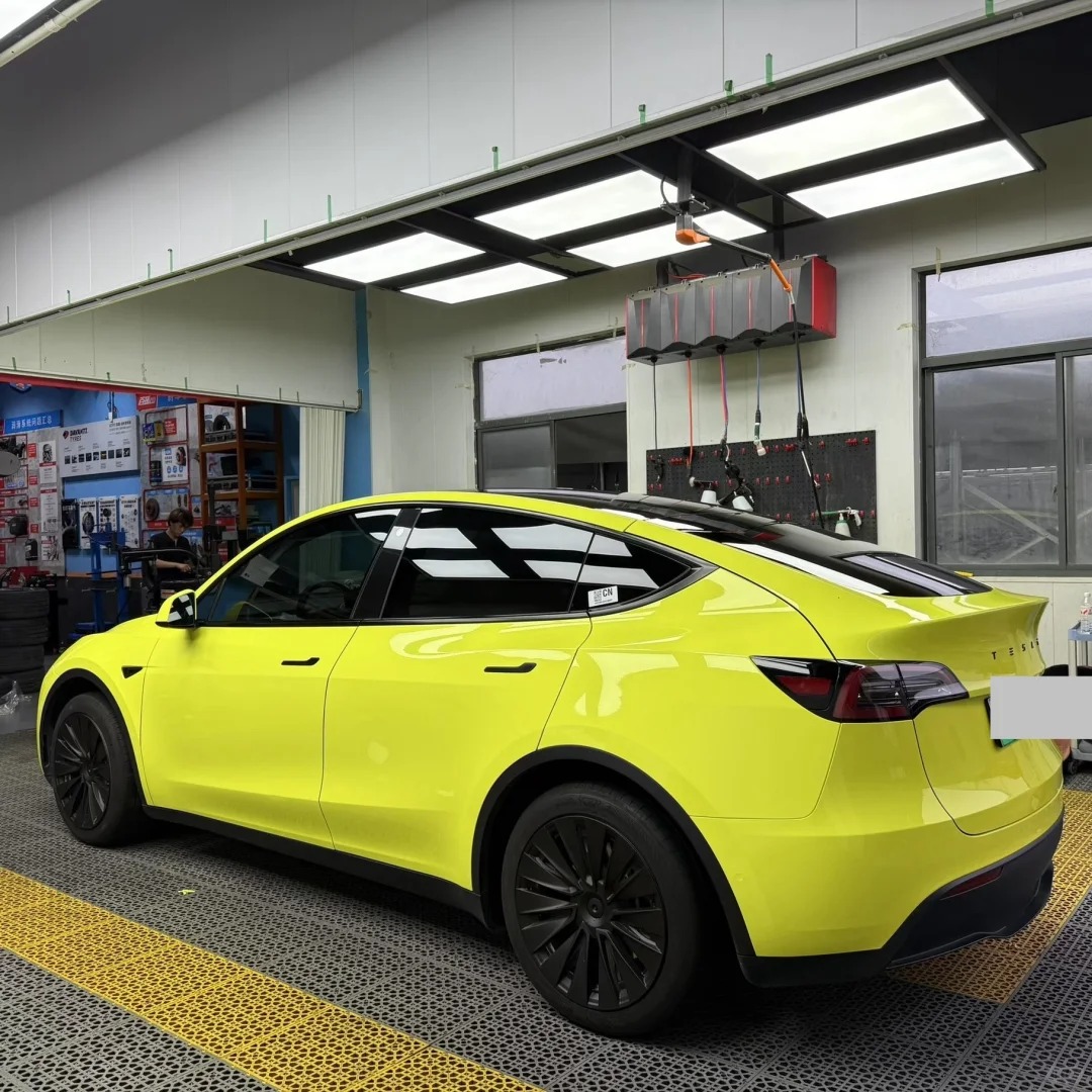 Ravoony Plus Glossy Crystal Lemon Yellow Vinyl Wrap review 2