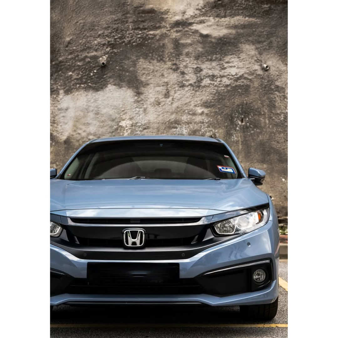 Ravoony Plus PET Glossy Crystal Cement Grey Car Wrap review Maya Butler 00