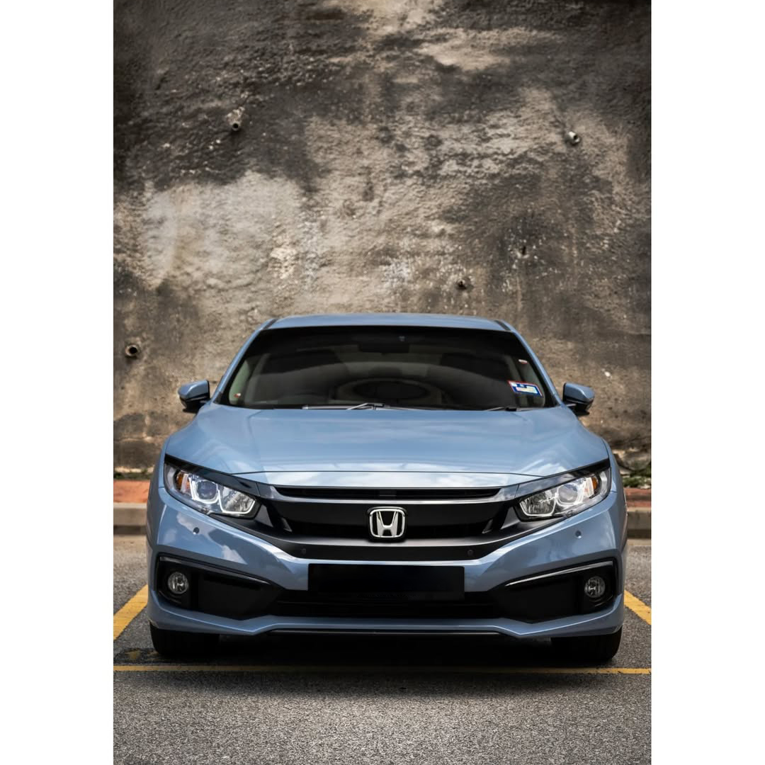 Ravoony Plus PET Glossy Crystal Cement Grey Car Wrap review Maya Butler 02