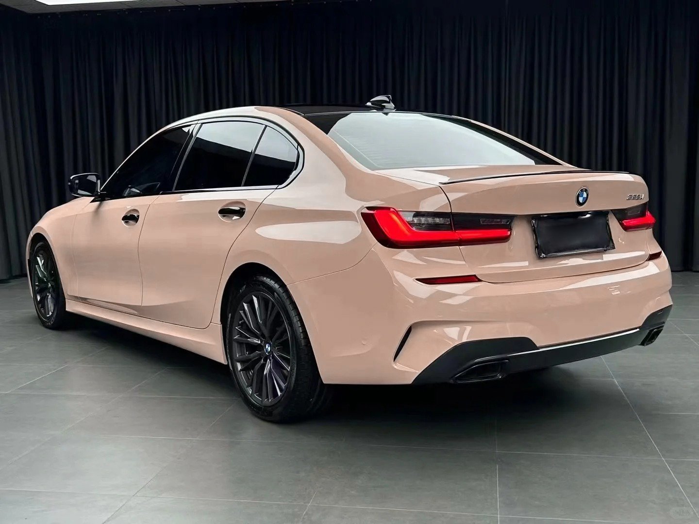 Ravoony Plus PET Premium Super Gloss Latte Beige Vinyl Wrap review Jason Miller 02