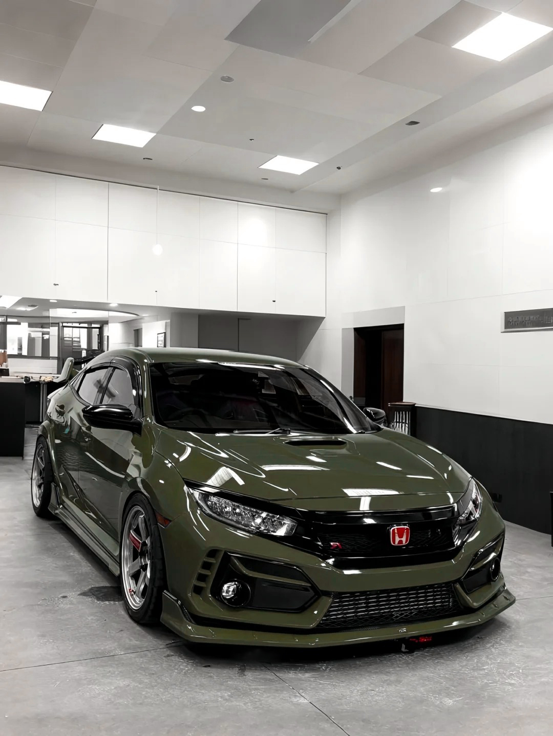 Ravoony Plus Audi Gloss Army Green Vinyl Car Wrap review Nathan Hayes 00