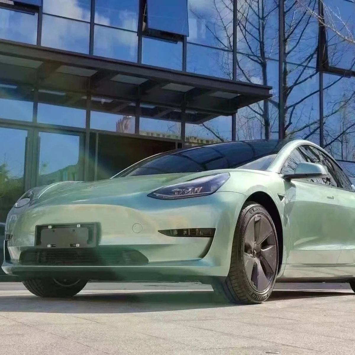 Ravoony Basic Ferrari Gloss Verde Francesca Green Vinyl Car Wrap review Olivia Ward 02