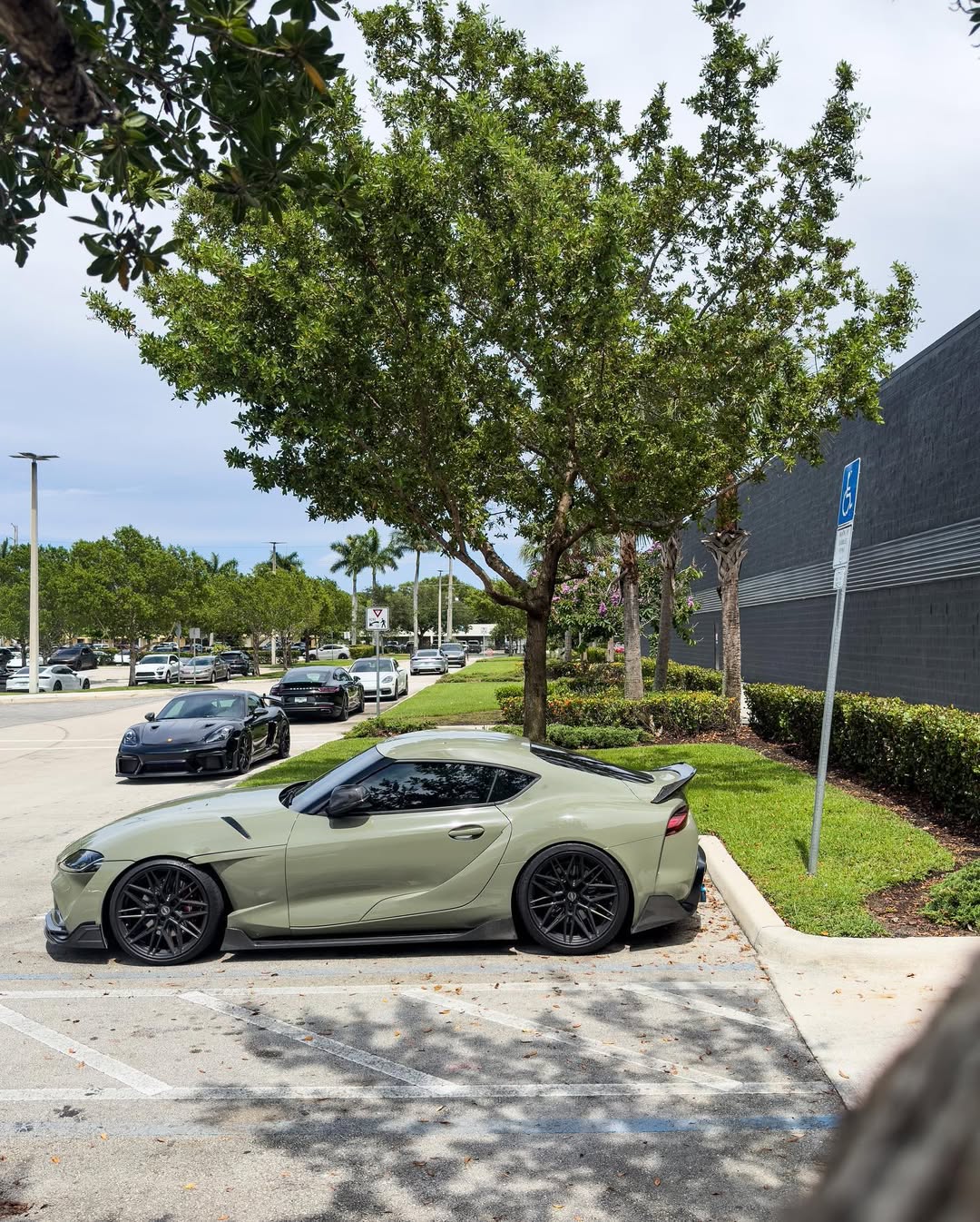 Ravoony Plus Light Khaki Green Car Vinyl Wrap review 1