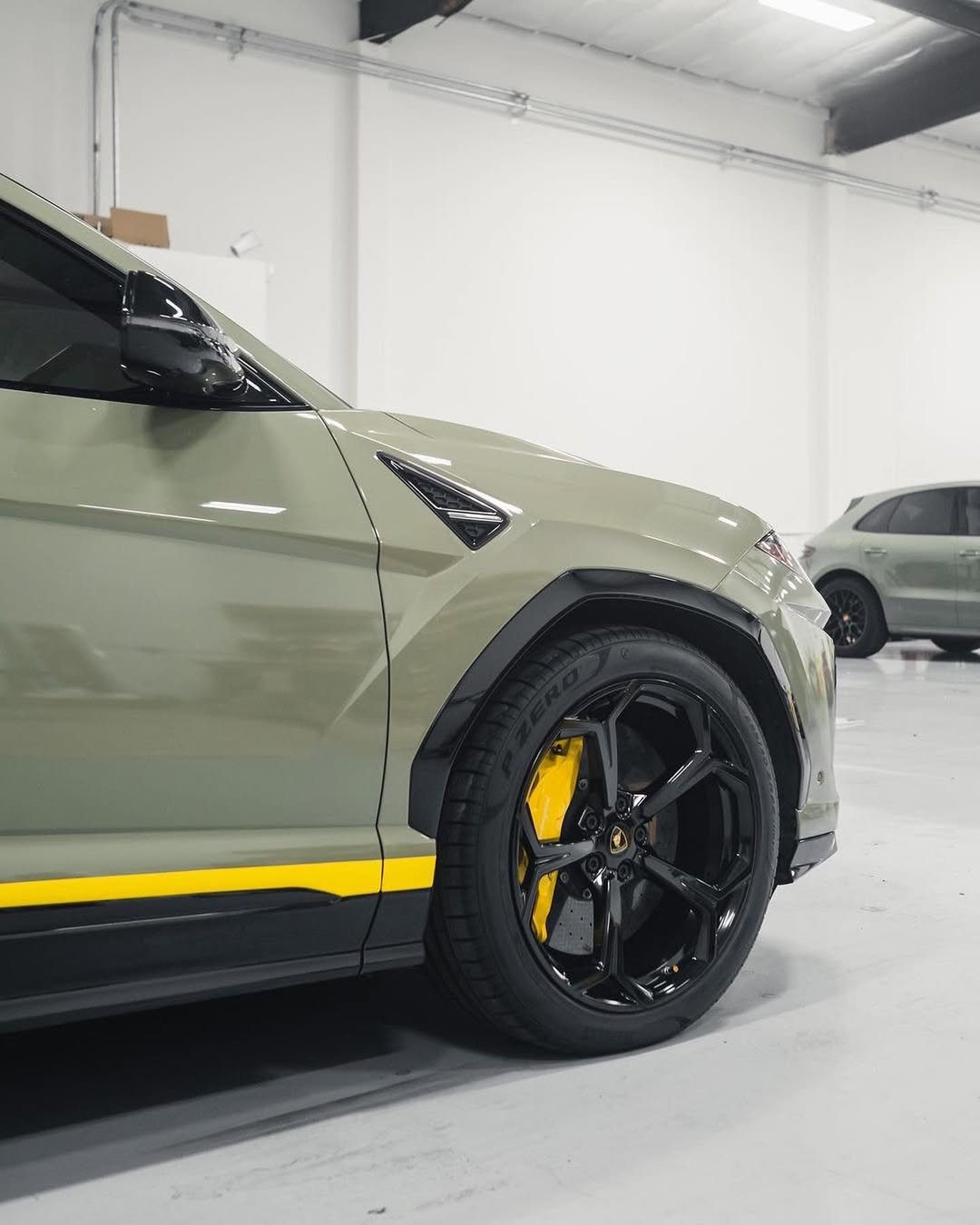 Ravoony Plus Light Khaki Green Car Vinyl Wrap review 4