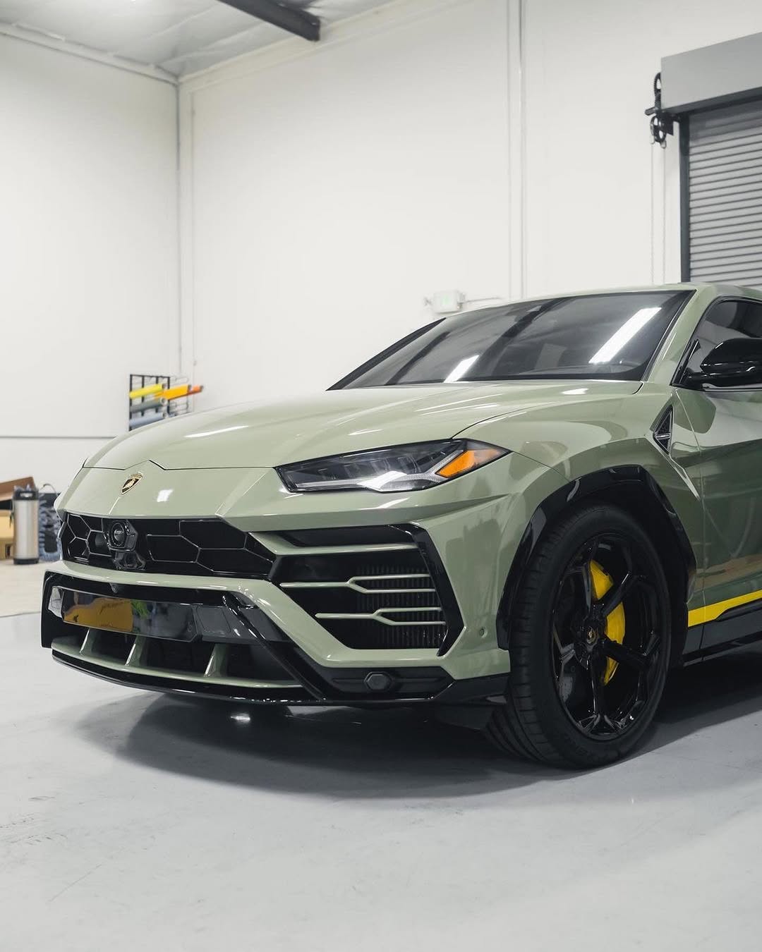 Ravoony Plus Light Khaki Green Car Vinyl Wrap review 3