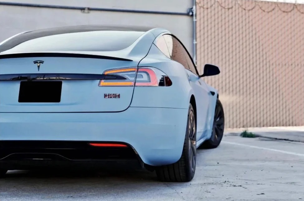 Ravoony Plus Ultimate Flat China Blue Car Wrap review David Chen 03