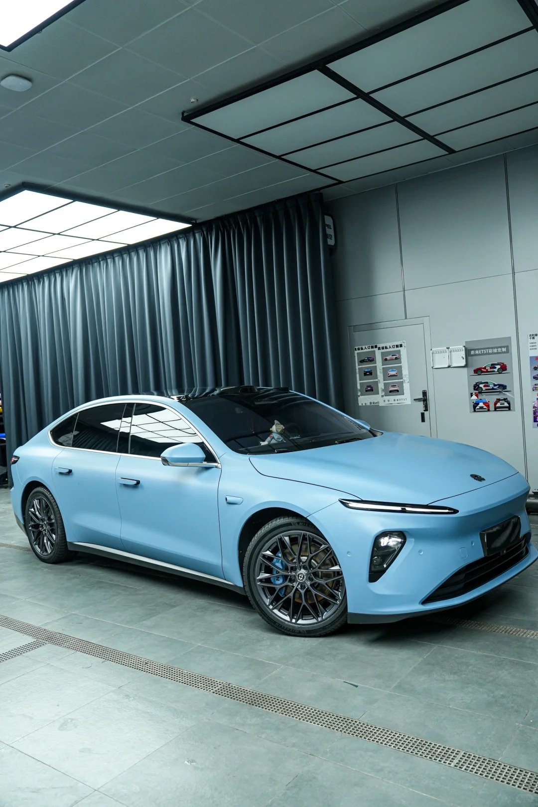 Ravoony Plus Ultimate Flat China Blue Car Wrap review Ashley Clark 00